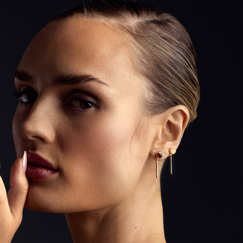 Anneaux 18k Gold Vermeil Garnet Drop Earrings