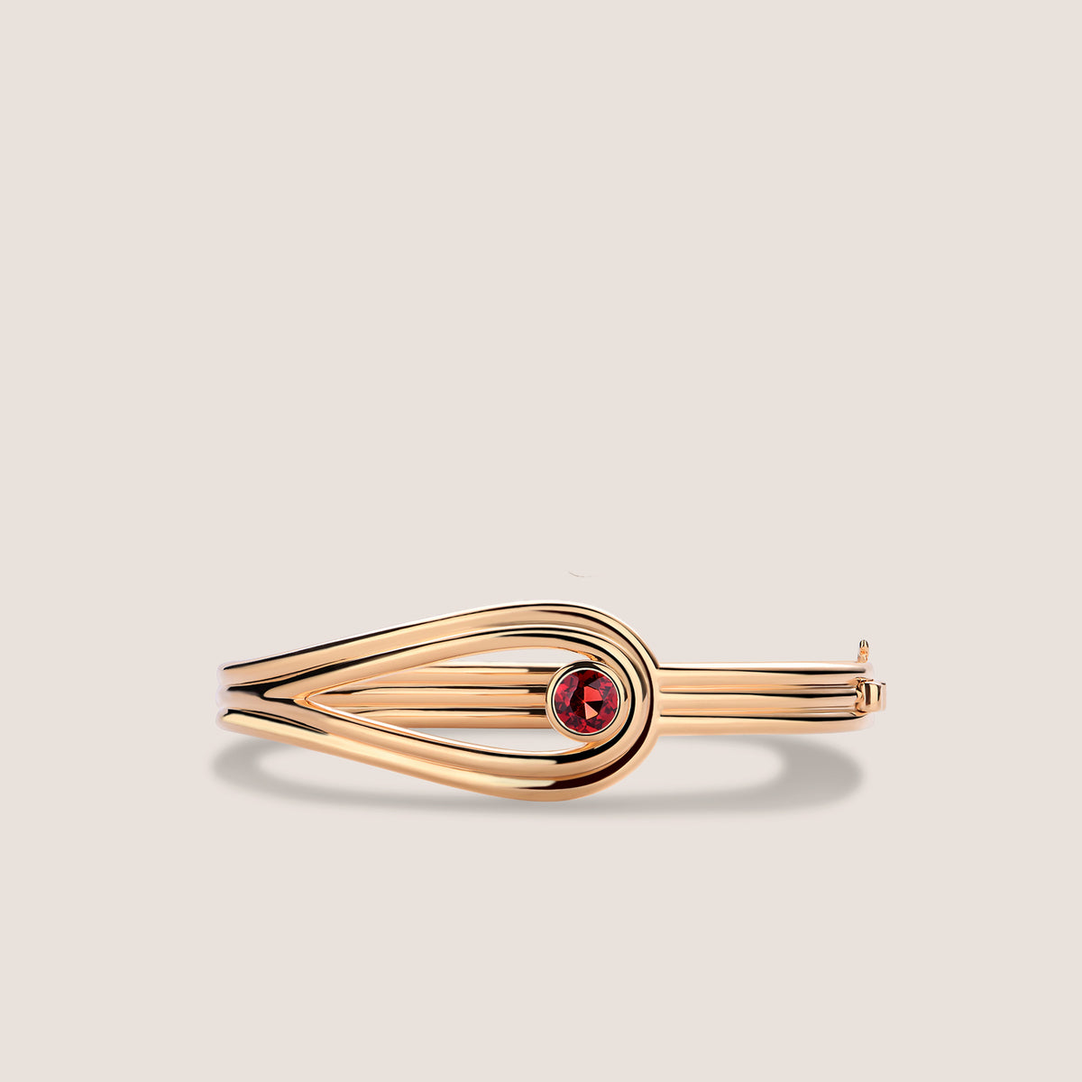 Anneaux Garnet Bangle Bracelet