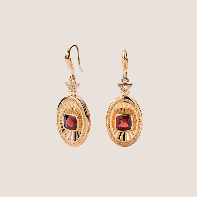 Rayons de Lumière Garnet Drop Earrings