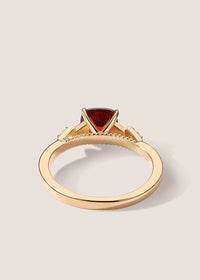 Rayons de Lumière 18k Gold Vermeil Garnet Ring