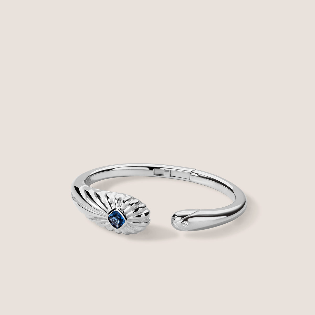 Rayons de Lumière Blue Topaz Silver Bangle Bracelet