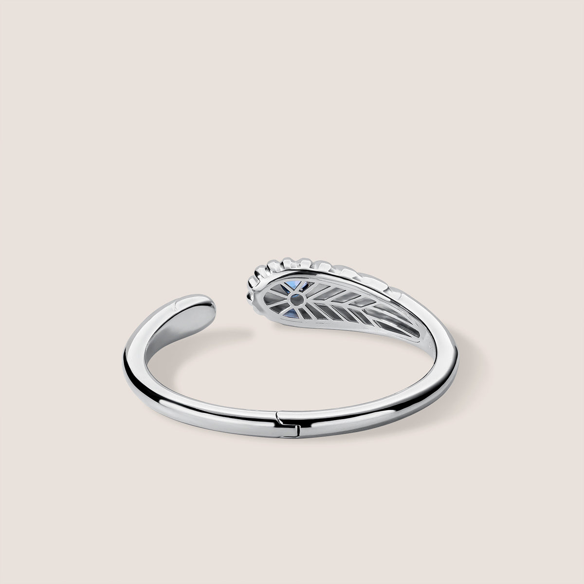 Rayons de Lumière Blue Topaz Silver Bangle Bracelet