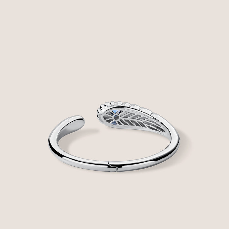 Rayons de Lumière Blue Topaz Silver Bangle Bracelet